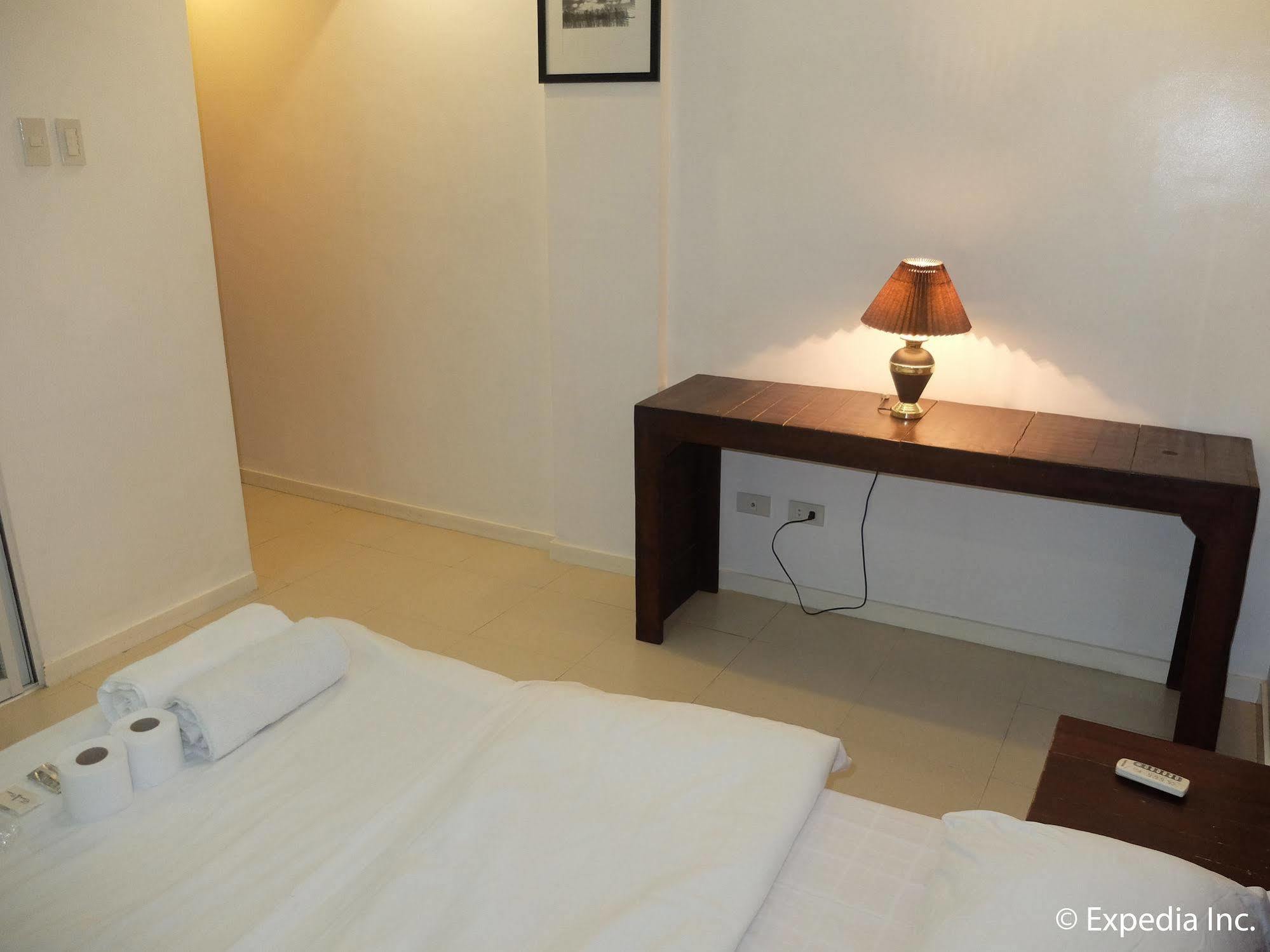 Elyseah Condotel Angeles Ngoại thất bức ảnh