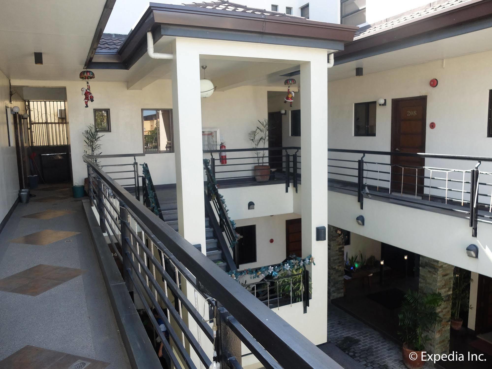 Elyseah Condotel Angeles Ngoại thất bức ảnh